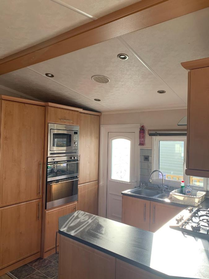 Immaculate 2-Bed Lodge In Monreith Ньютон Стюарт Экстерьер фото
